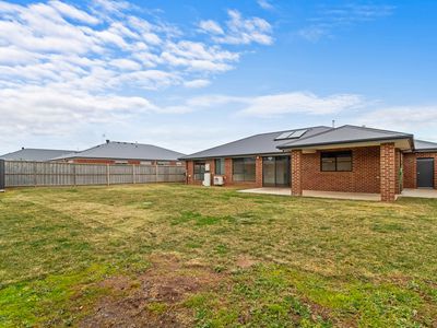 42 Cantwell Drive, Sale