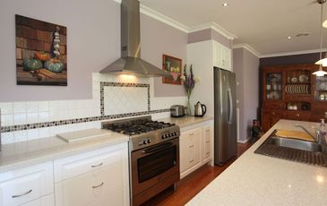 59 Fieldstone Blvd, Beaconsfield