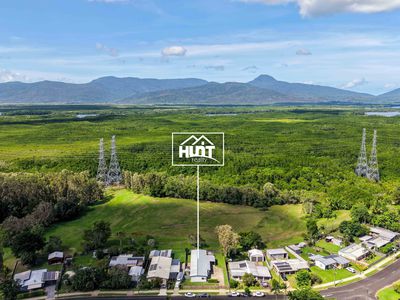 60 Hollywood Boulevard, White Rock