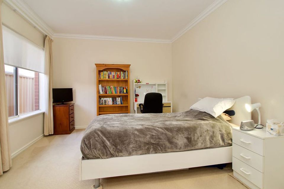 35 Cleland Crescent , Baldivis