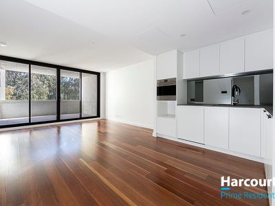 121 / 2 Anzac Park, Campbell