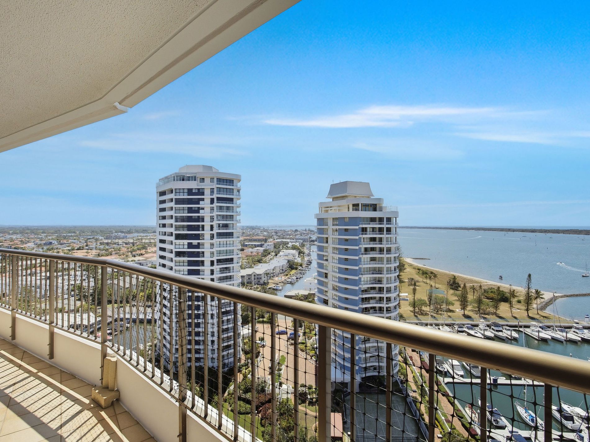 65 / 17 Bayview Street, Runaway Bay