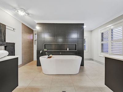 83 Feathertail Place, Wakerley