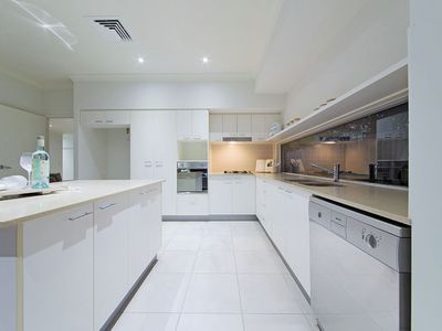 72 Moss Road, Wakerley