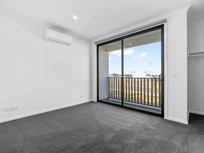 50 Jarlath Drive, Mambourin