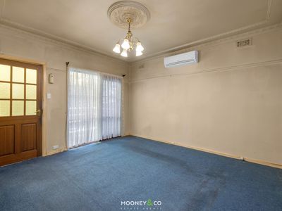 2 / 16 Highview Avenue, Cranbourne