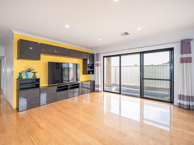 2 Jesmond Lane, Success