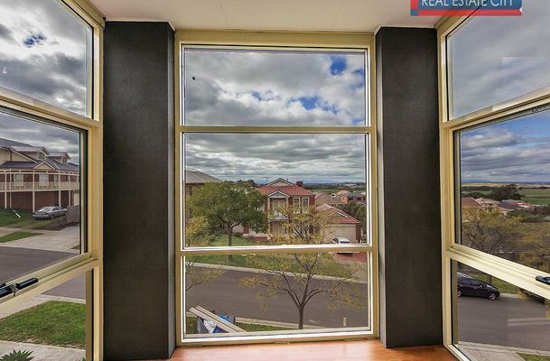 8 Grange Rise, Craigieburn
