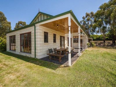 12 Moras Court, Gisborne