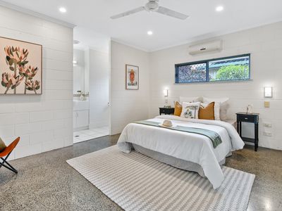 16 TRYAL STREET, Bentley Park