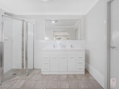22 Grasstree Avenue, Woongarrah