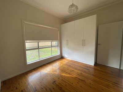 48 Edmondson Avenue, Griffith