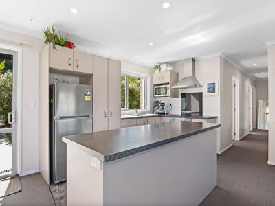 14 Valley Heights Road, Stepneyville