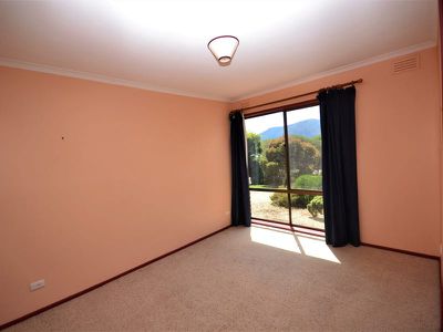 5 / 1 Allamar Court , Tawonga South