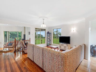 2 Mill Hill Rd, Montville