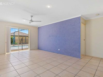 6 Banks Court, Torquay