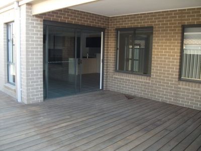 3 Central Park Boulevard, Deer Park