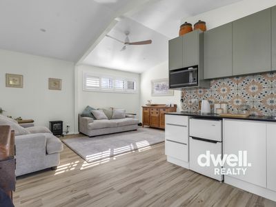 30 Woollamia Road, Falls Creek