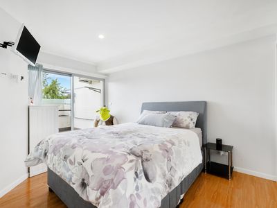 9 / 78 Derrima Road, Queanbeyan