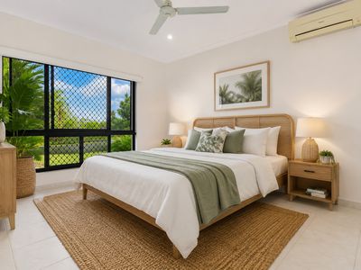 10 Rose Street, Gunn