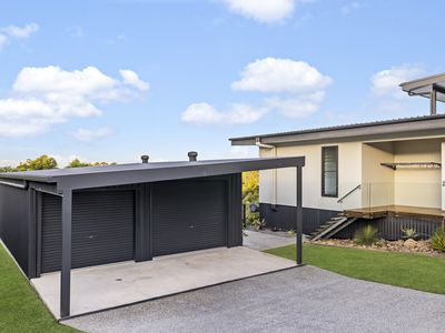 10 Kingfisher Crescent, Palmview