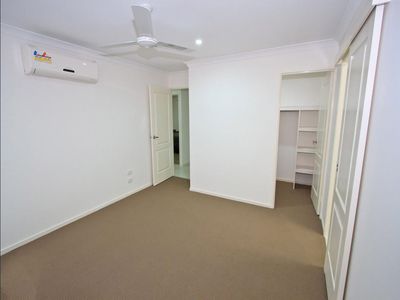 9 Dartmouth Close, Clinton