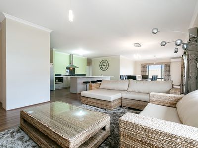 12 Carmine Close, Southern River
