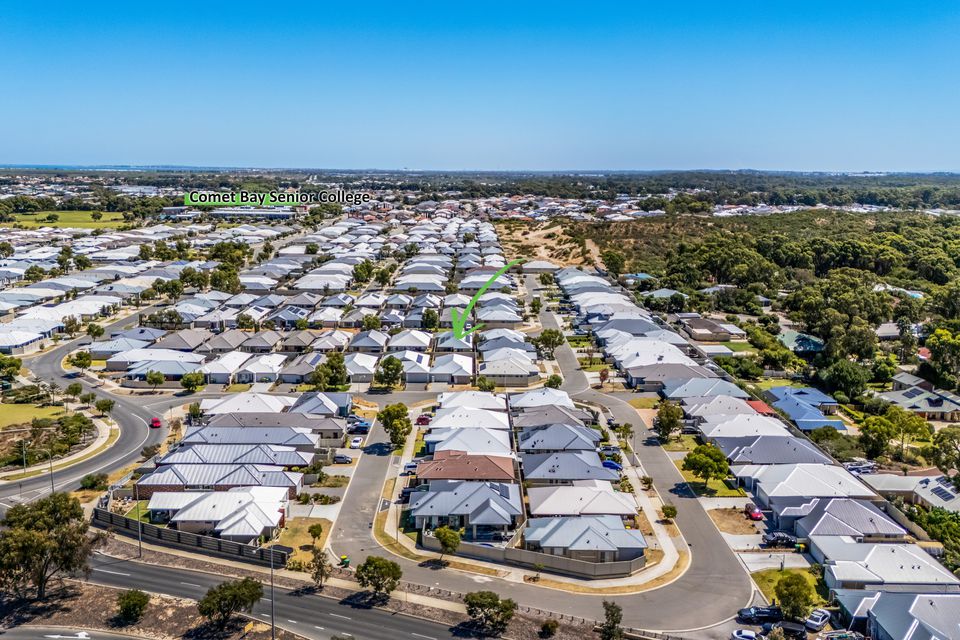 18 Yandal Way, Golden Bay