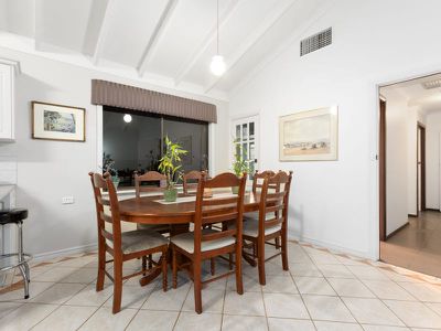 42 Carawatha Avenue, Mount Nasura