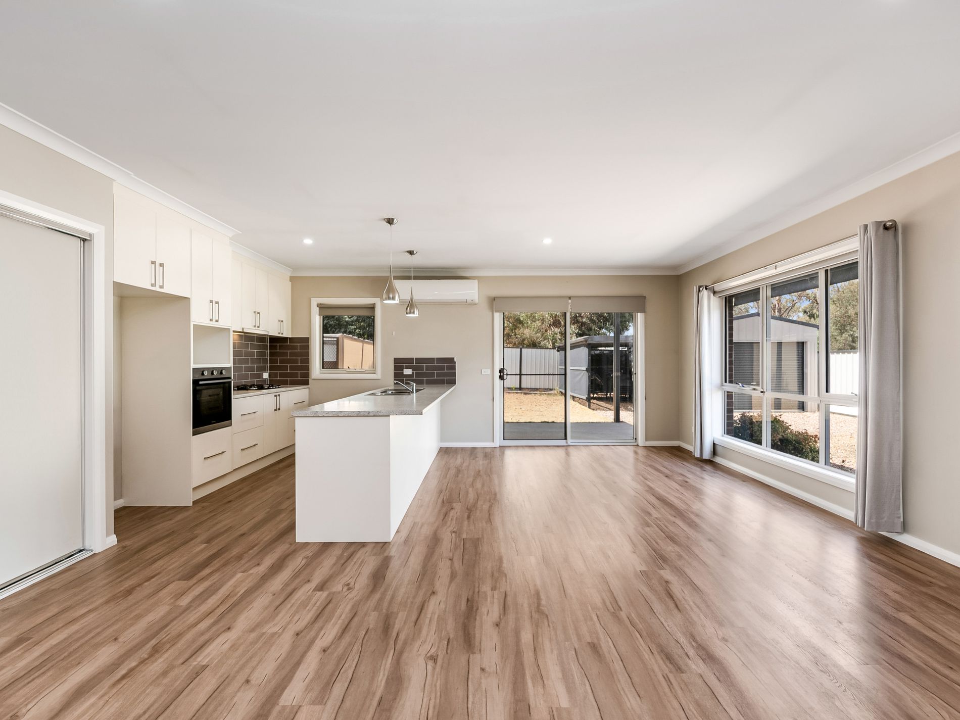 2 / 21 Scullys Lane, Heathcote