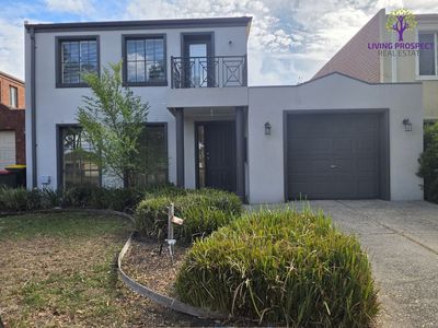 11 Parkside Walk, Hoppers Crossing