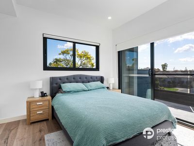 6 / 5-7 Craig Avenue, Moorebank