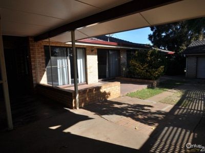 13 Brigalow Avenue, Dubbo
