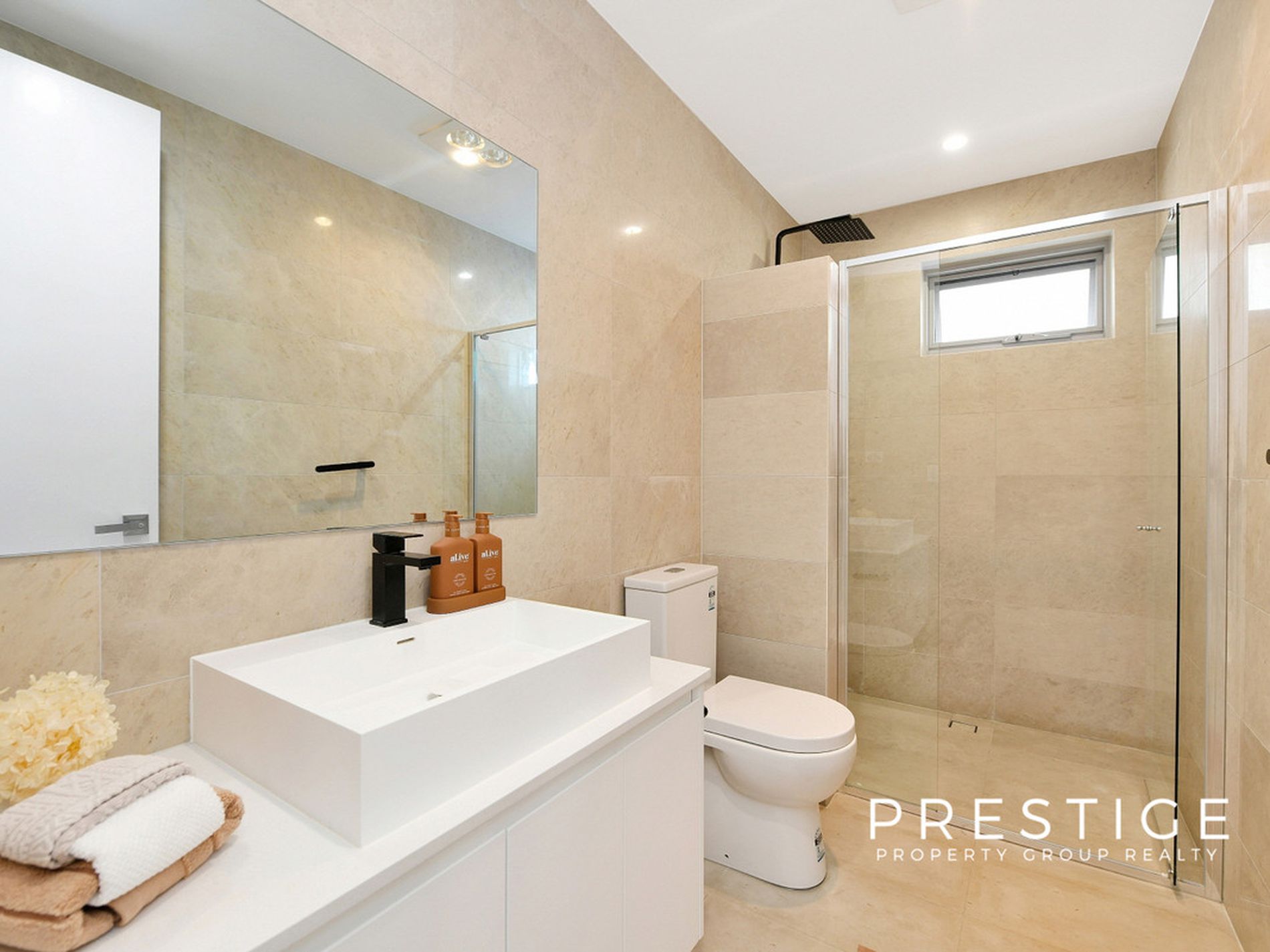 111A Gungah Bay Road, Oatley