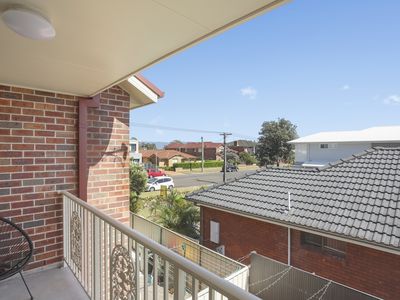 2 / 54 Pur Pur Avenue, Lake Illawarra
