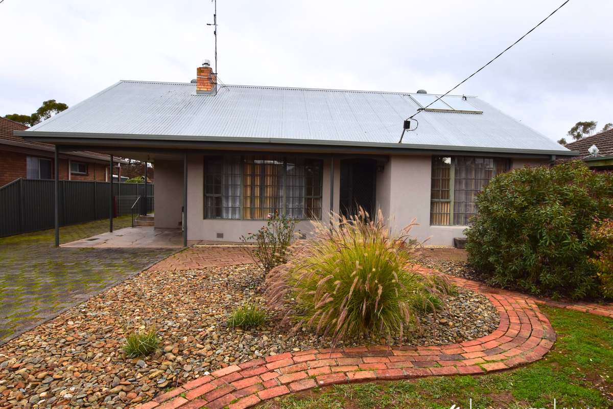 12 Blamey Road, Stanhope