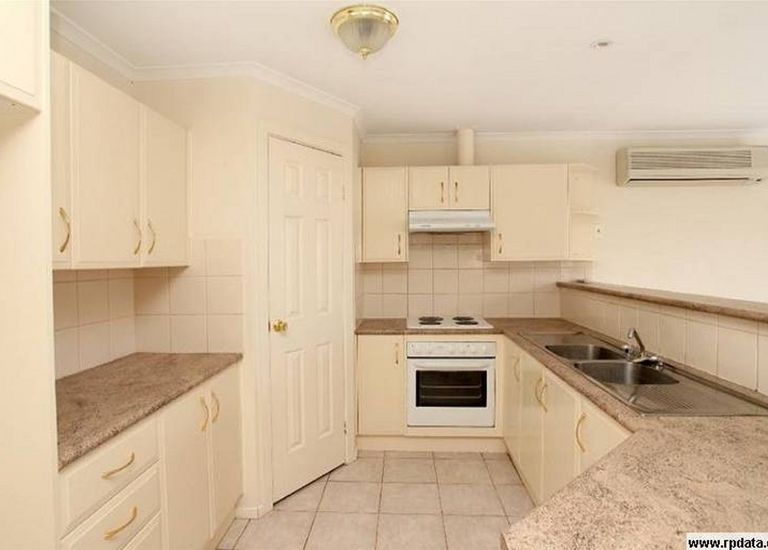 3 Joanna Court, Mitchell Park