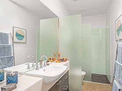 1A Nancy Court, Williamstown