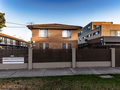 6 / 15 Beaumont Parade, West Footscray