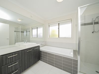 79 Lyndhurst Boulevard, Lyndhurst
