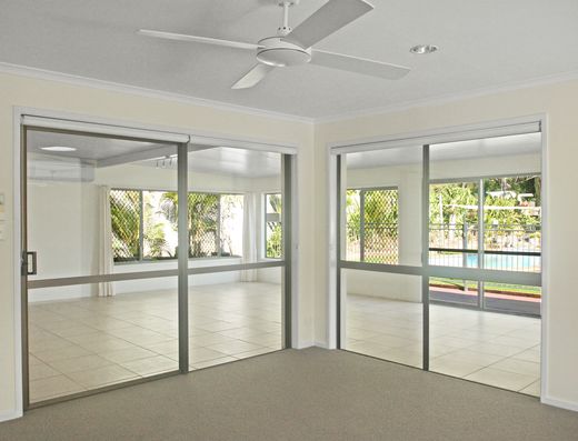 Spacious living in Tewantin image 5