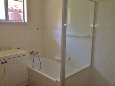 47 Ross Avenue, Narrawallee