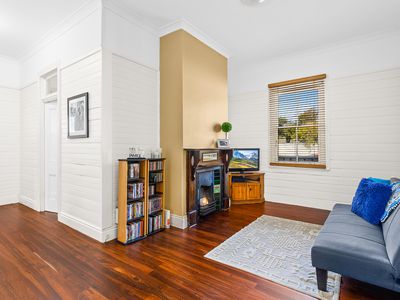 218 Princes Highway, Dapto