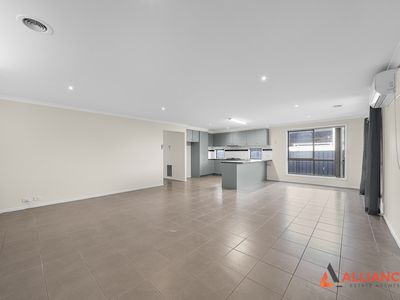 38 Howard Place, Deer Park