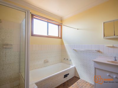 36 Chifley Drive, Dubbo