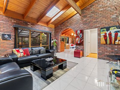 196 Outlook Drive, Dandenong North