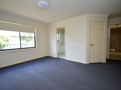 1 St Andrews Drive, Dubbo