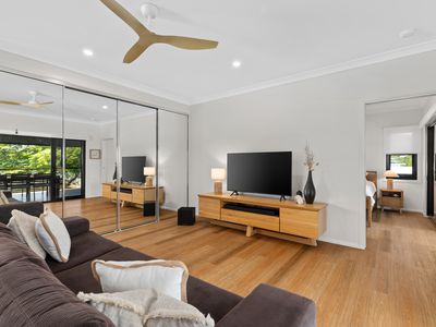 74 Gloucester Avenue, Hideaway Bay