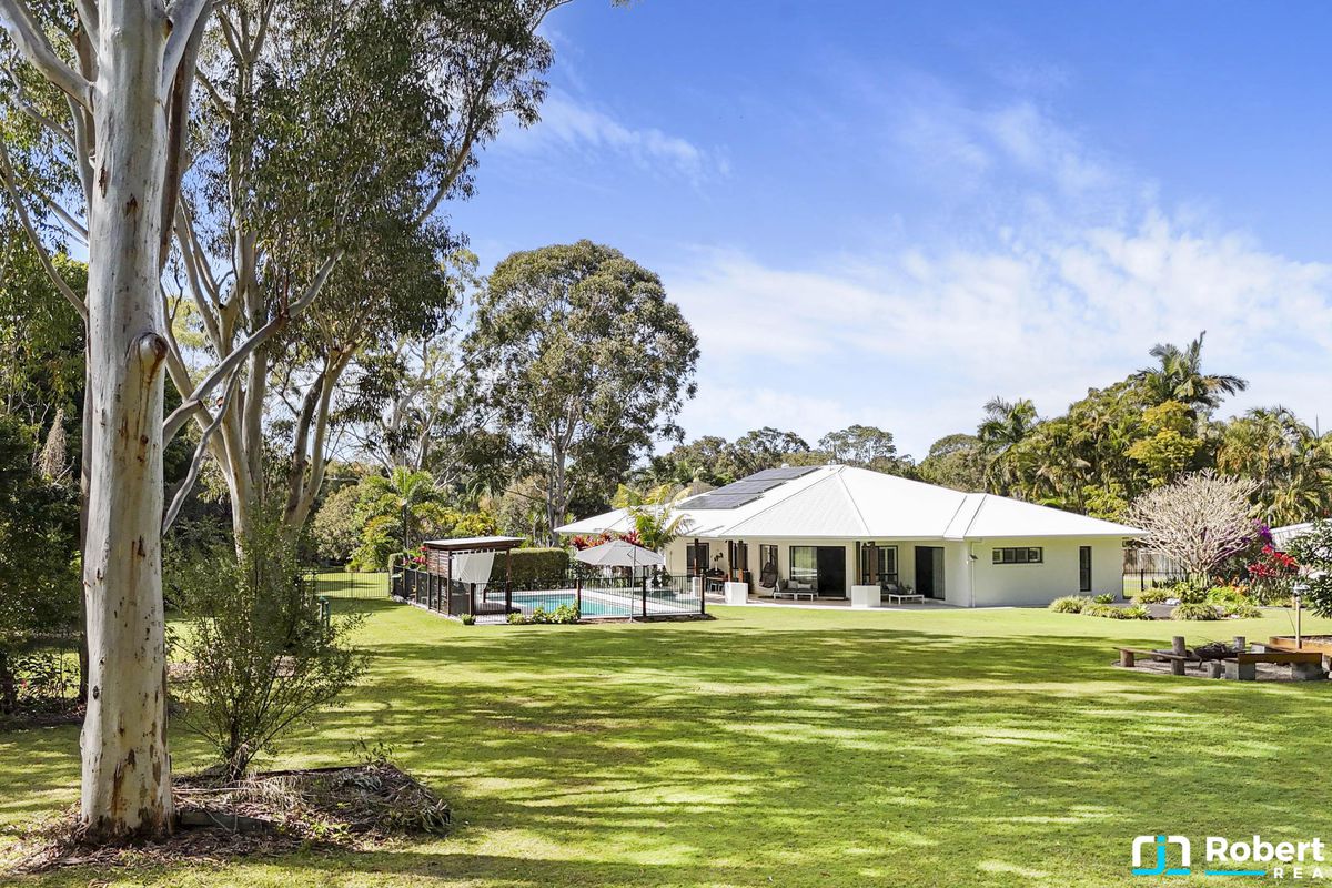 27 Edington Drive, Cooroibah