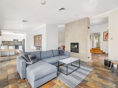 41 Emery Crescent, Karabar